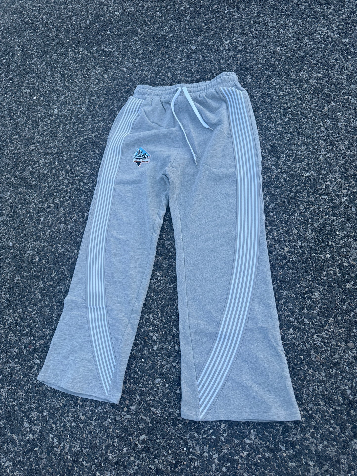 GREY GLACIA SWEATPANTS